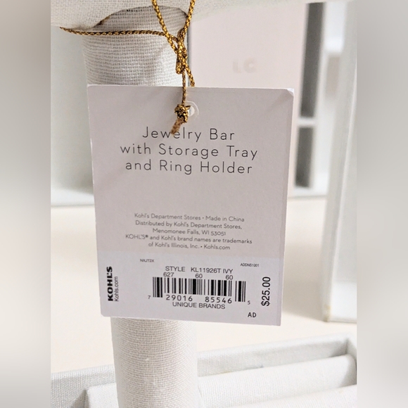 LC LAUREN CONRAD, Beautiful 3 Piece Jewelry Trays and Bar,in a Neutral Color. - Picture 5 of 8